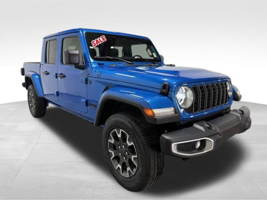 New 2026 Jeep Gladiator Sahara Pickup