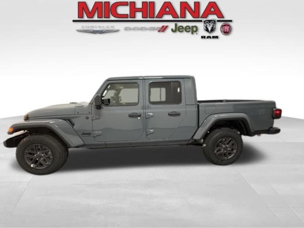 New 2026 Jeep Gladiator Sport S Pickup