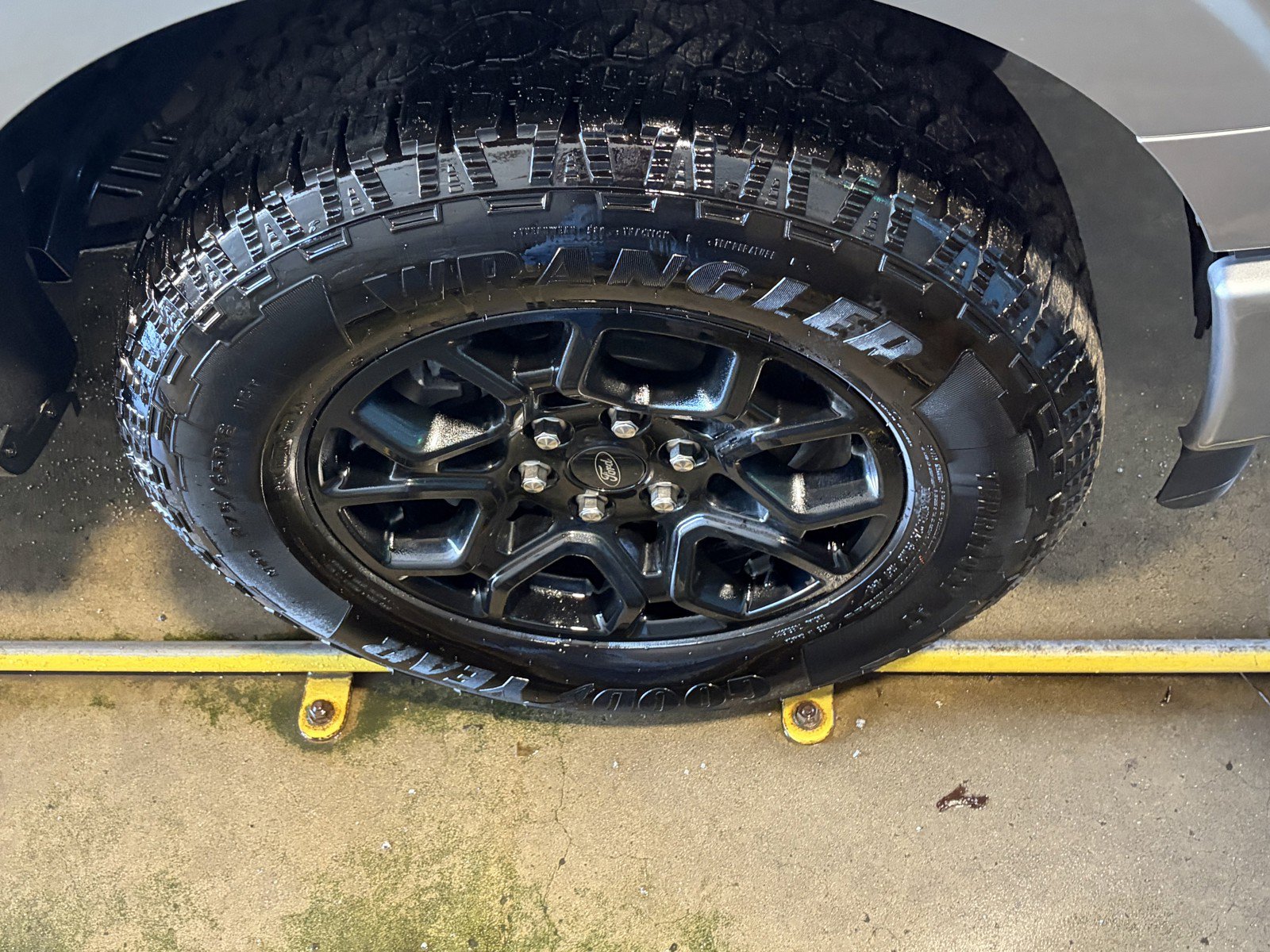 2025 Ford F-150 XLT - Photo 37