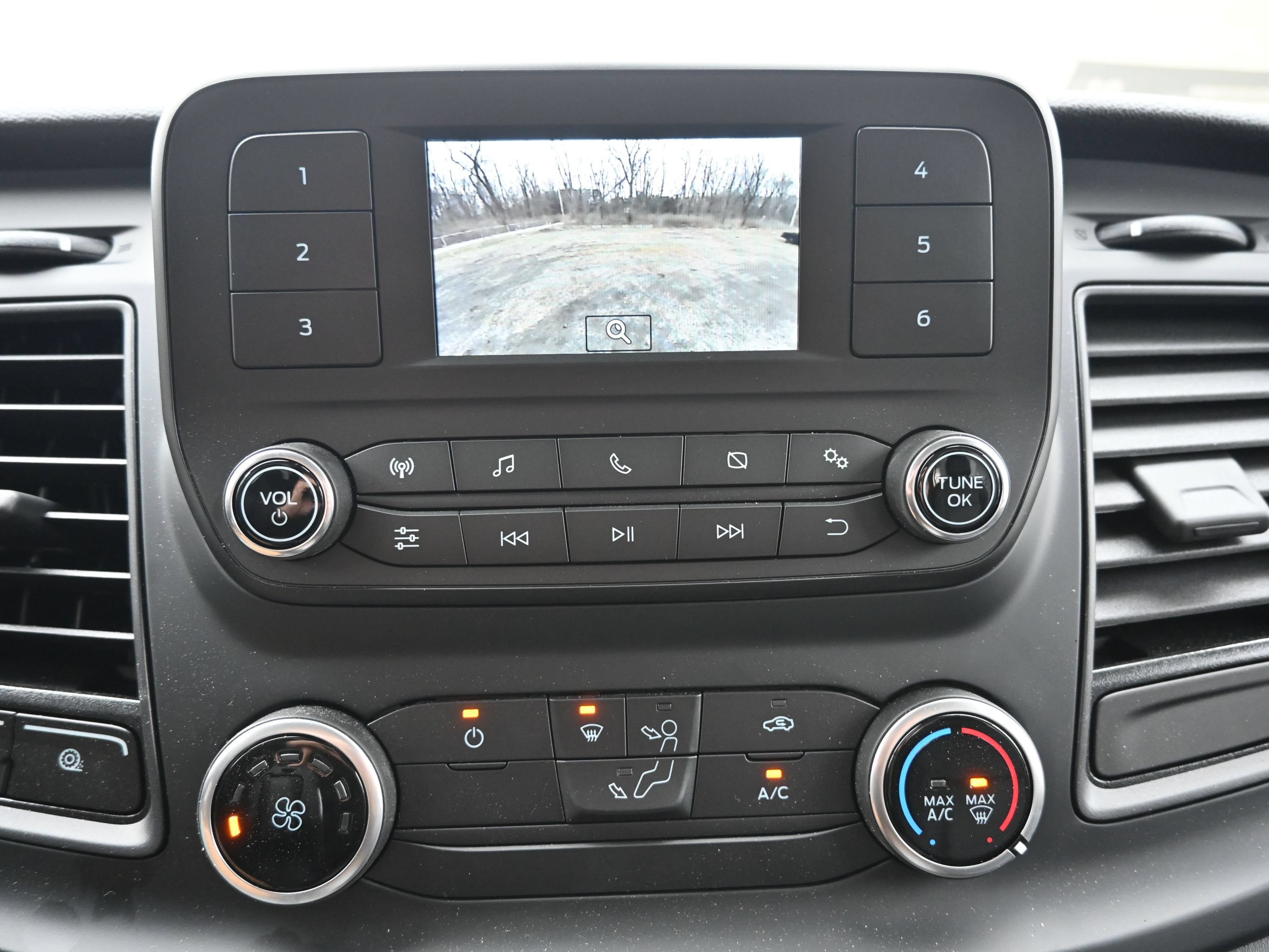 2025 Ford Transit Cutaway Base - Photo 11