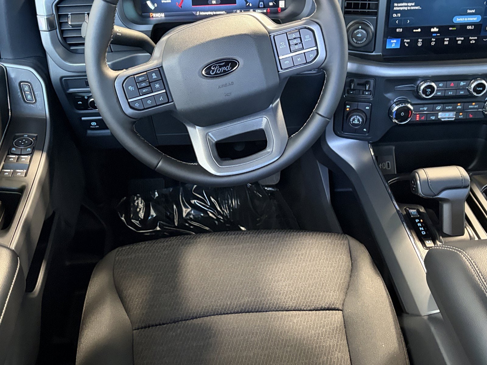 2025 Ford F-150 XLT - Photo 30