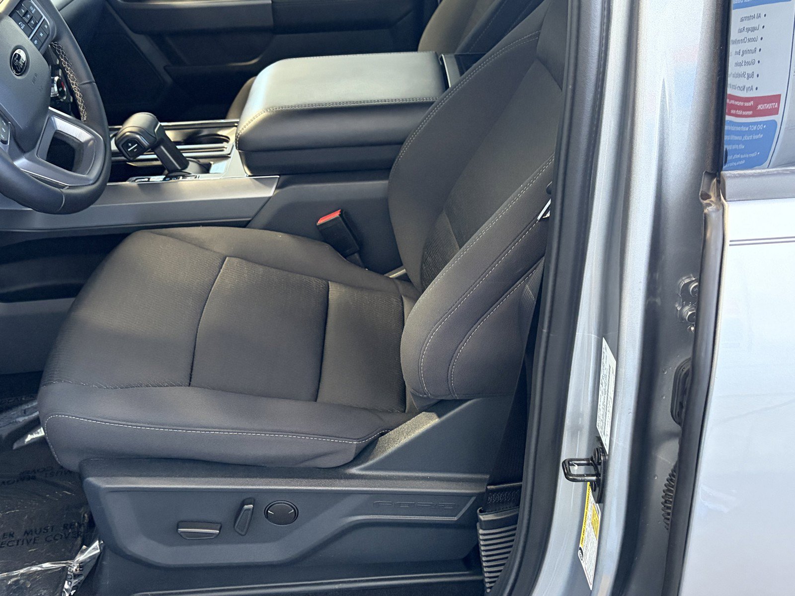 2025 Ford F-150 XLT - Photo 26
