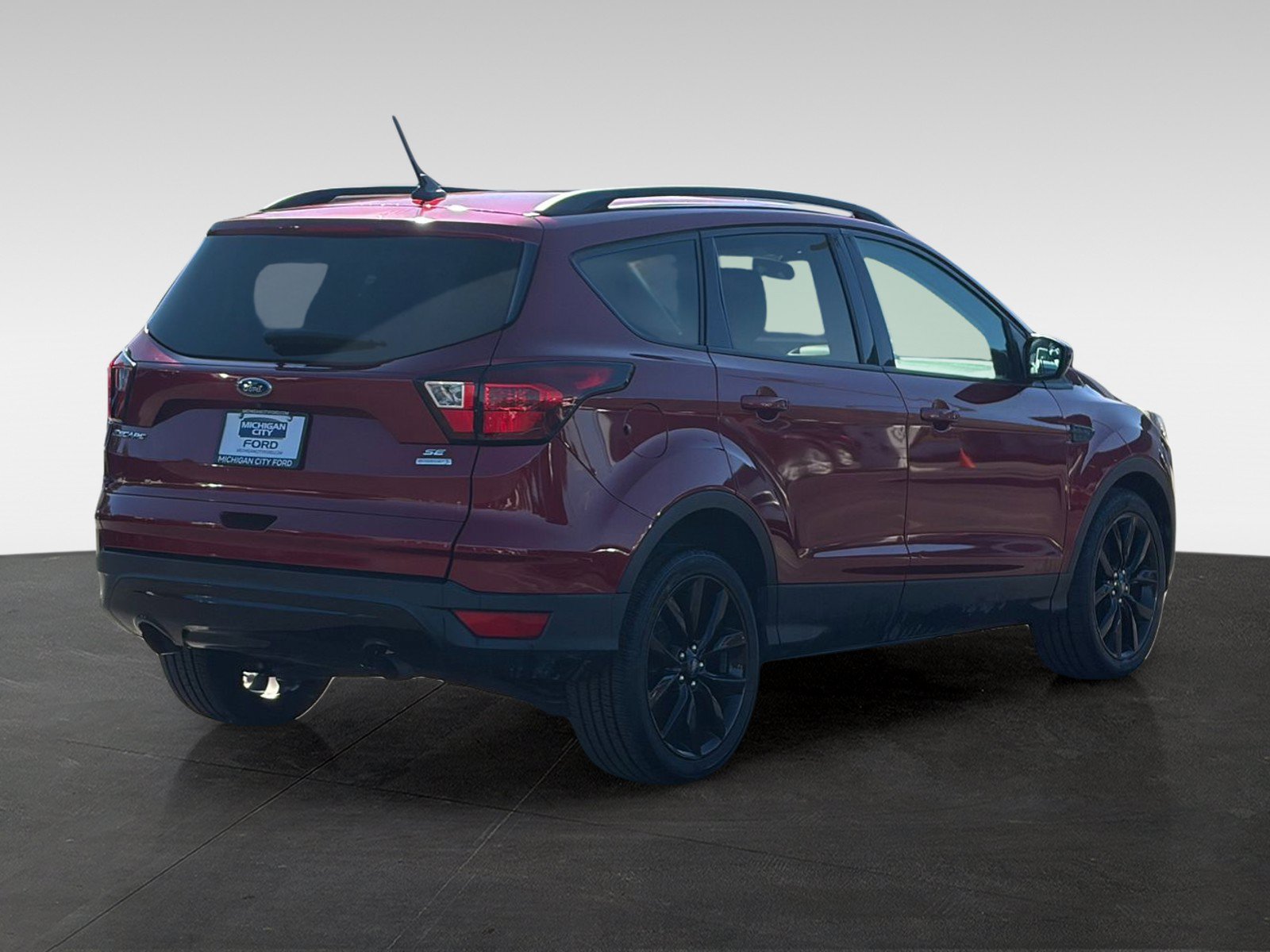 Used 2019 Ford Escape SE SE FWD