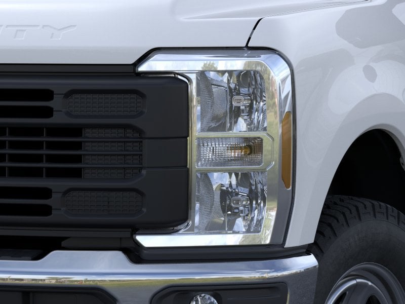 2025 Ford F-350 Super Duty XL - Photo 18