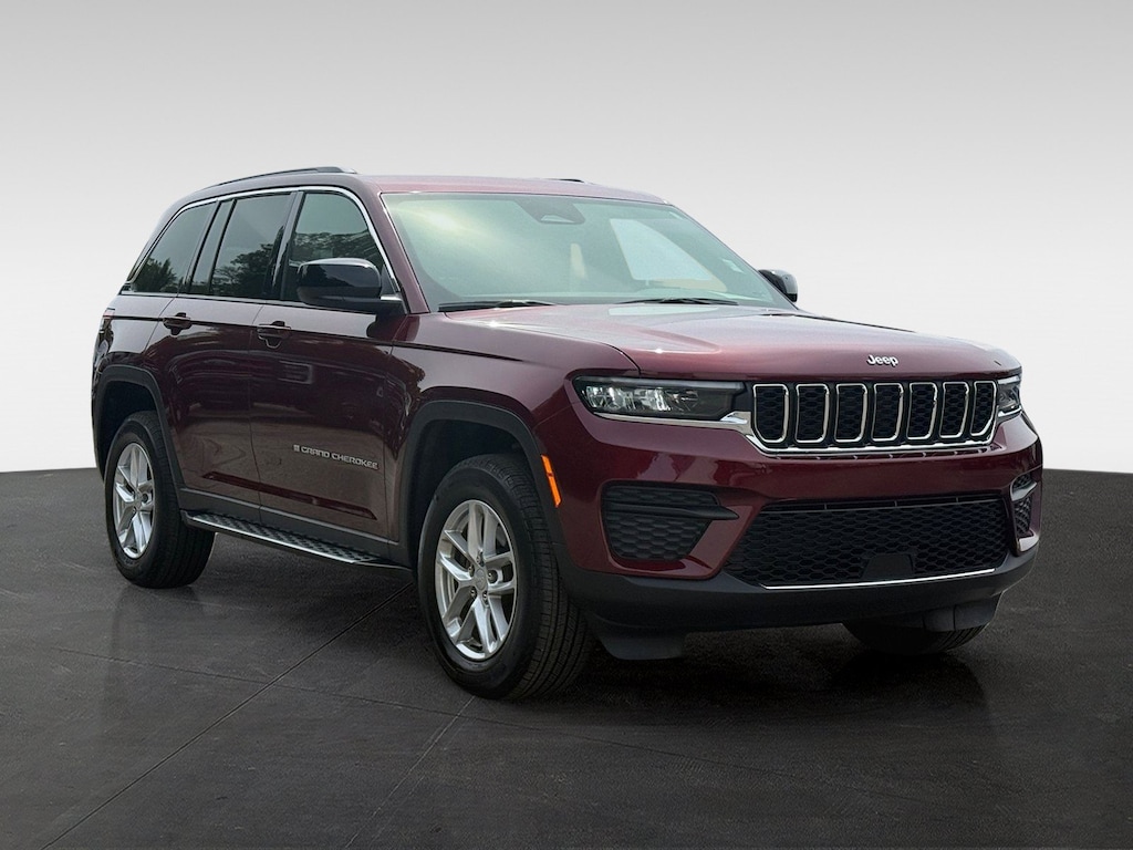 Used 2025 Jeep Grand Cherokee Laredo X Laredo X 4x4