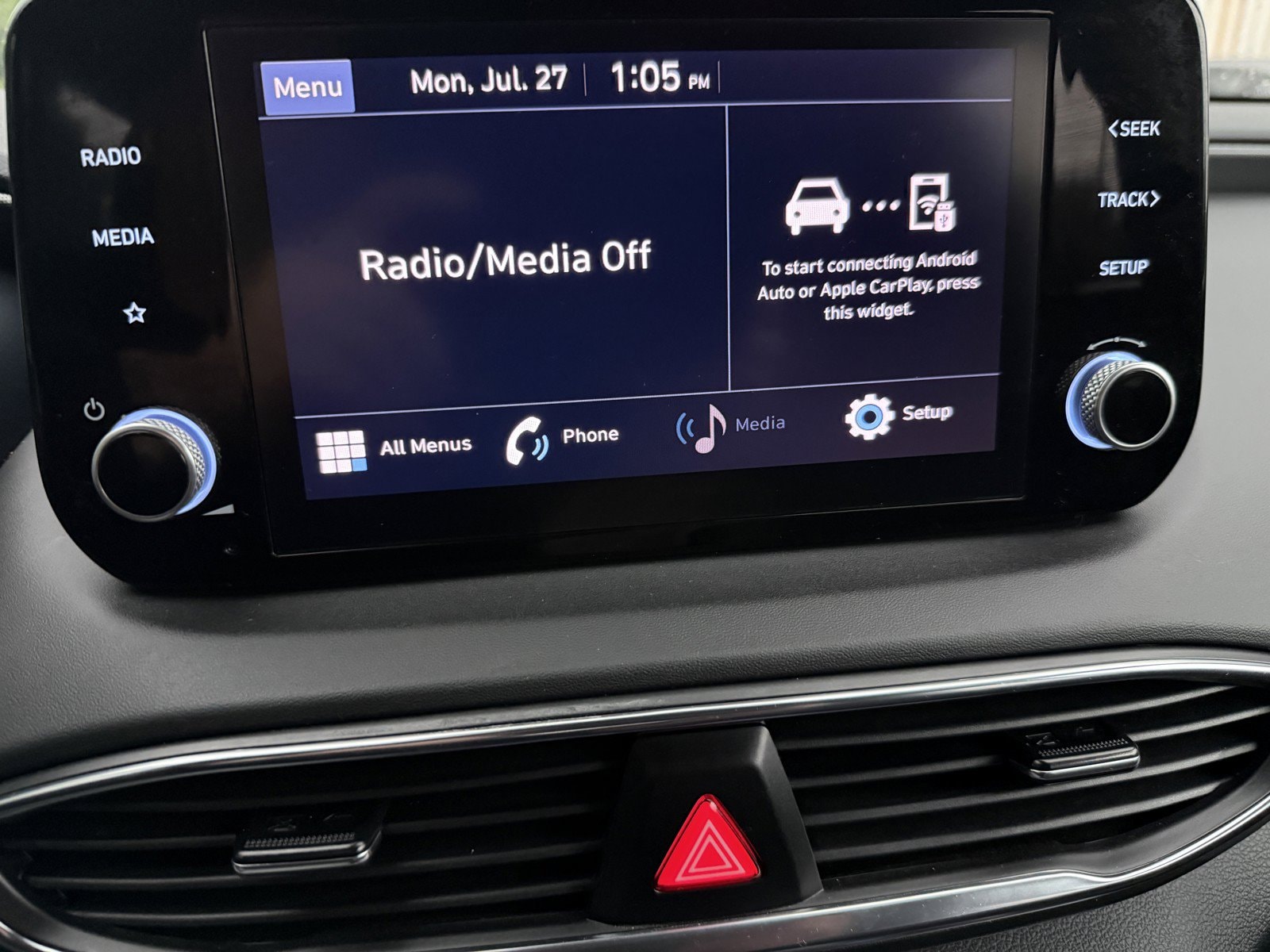 2023 Hyundai Santa Fe SE - Photo 10