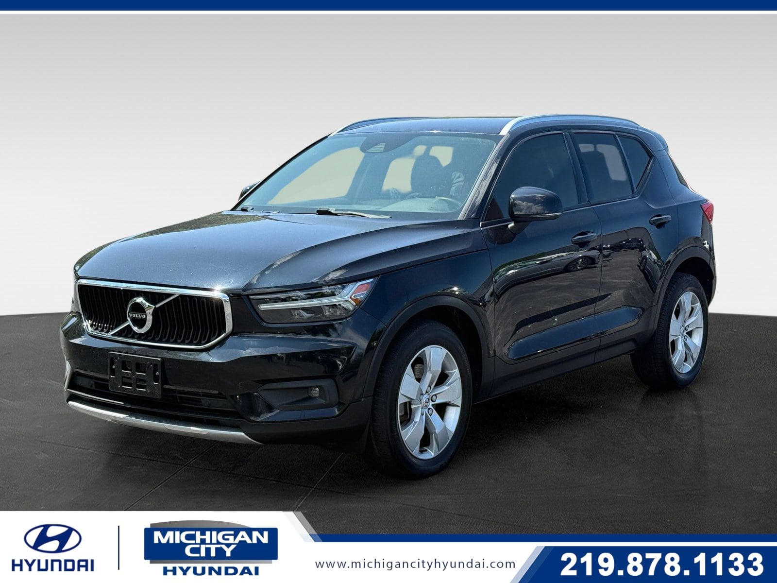 2021 Volvo XC40 Momentum