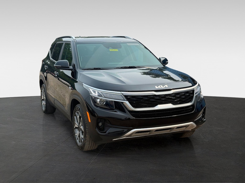 Certified 2023 Kia Seltos EX SUV