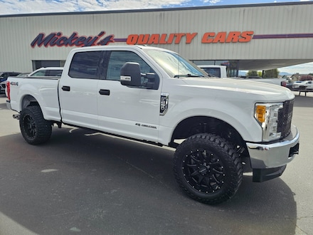 2017 Ford F-250 Truck Crew Cab