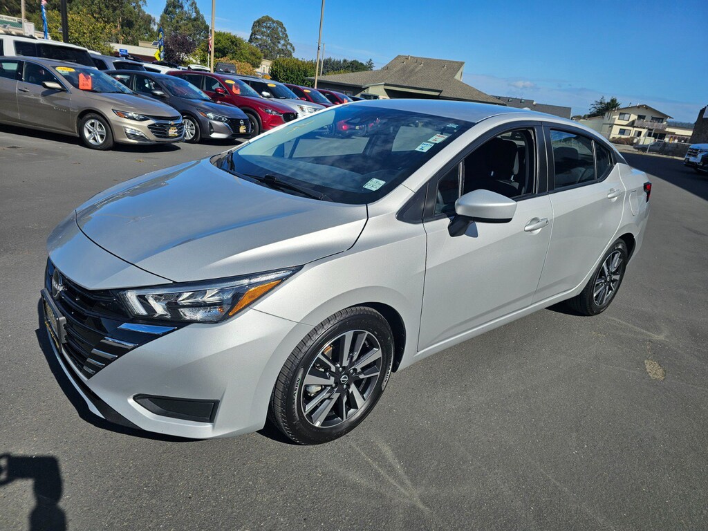 Used 2025 Nissan Versa 1.6 SV Sedan