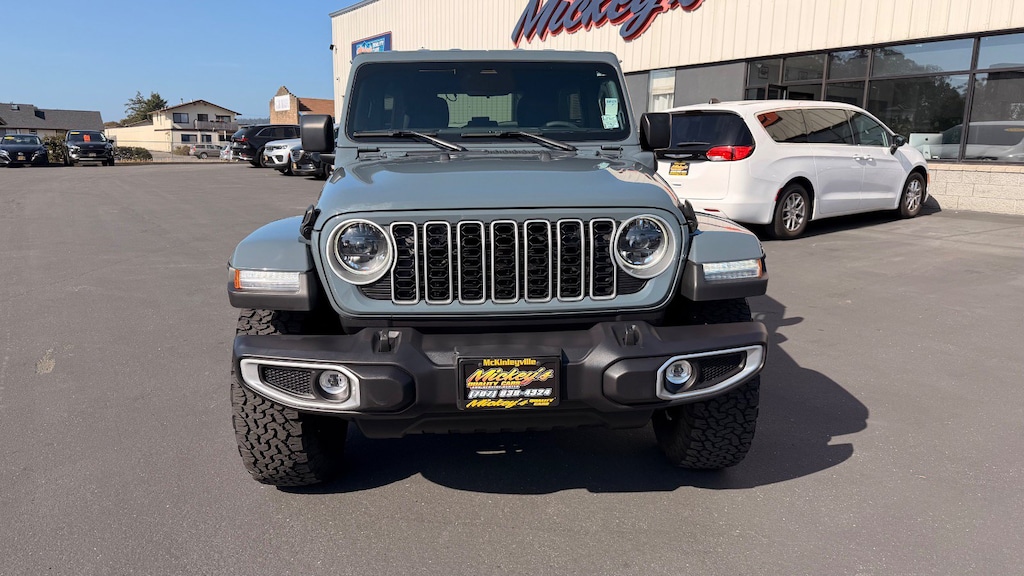 Used 2025 Jeep Wrangler 4xe Sahara SUV