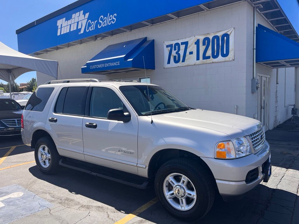 2004 Ford Explorer