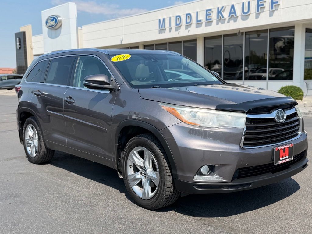 2016 Toyota Highlander