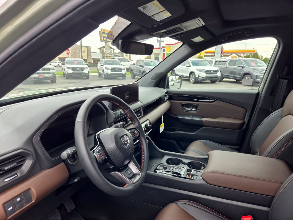 2026 Honda Pilot TrailSport - Photo 16
