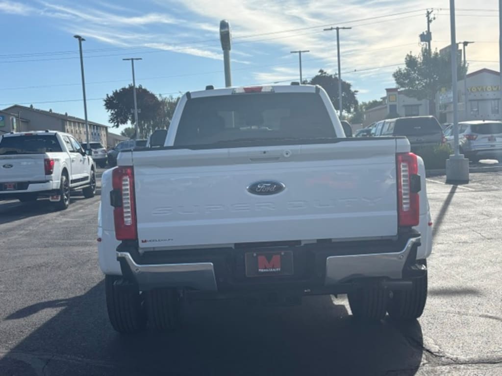 New 2026 Ford Super Duty F-350® Lariat® TRUCK