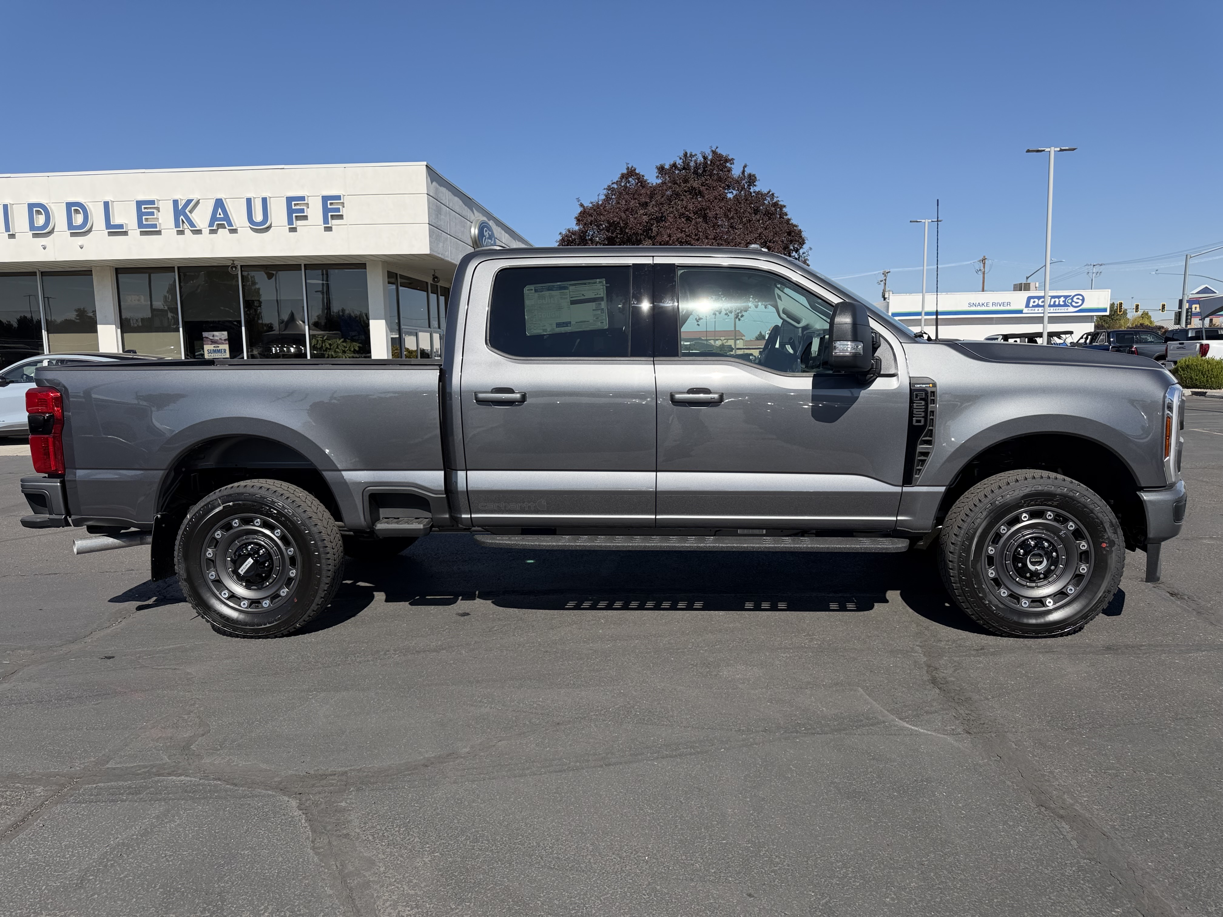 New 2027 Ford Super Duty F-250® XLT TRUCK