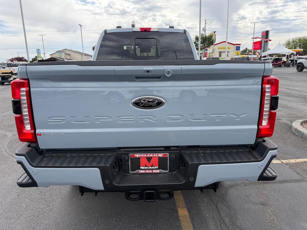 New 2026 Ford Super Duty F-350® Lariat® TRUCK