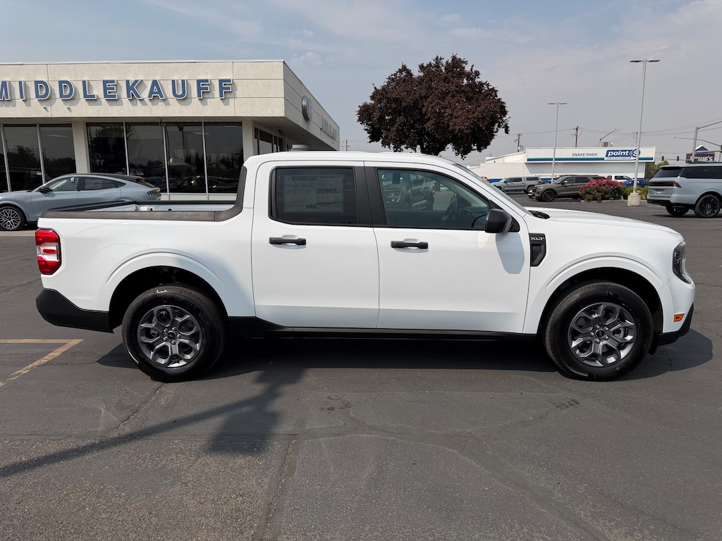 New 2026 Ford Maverick XLT TRUCK