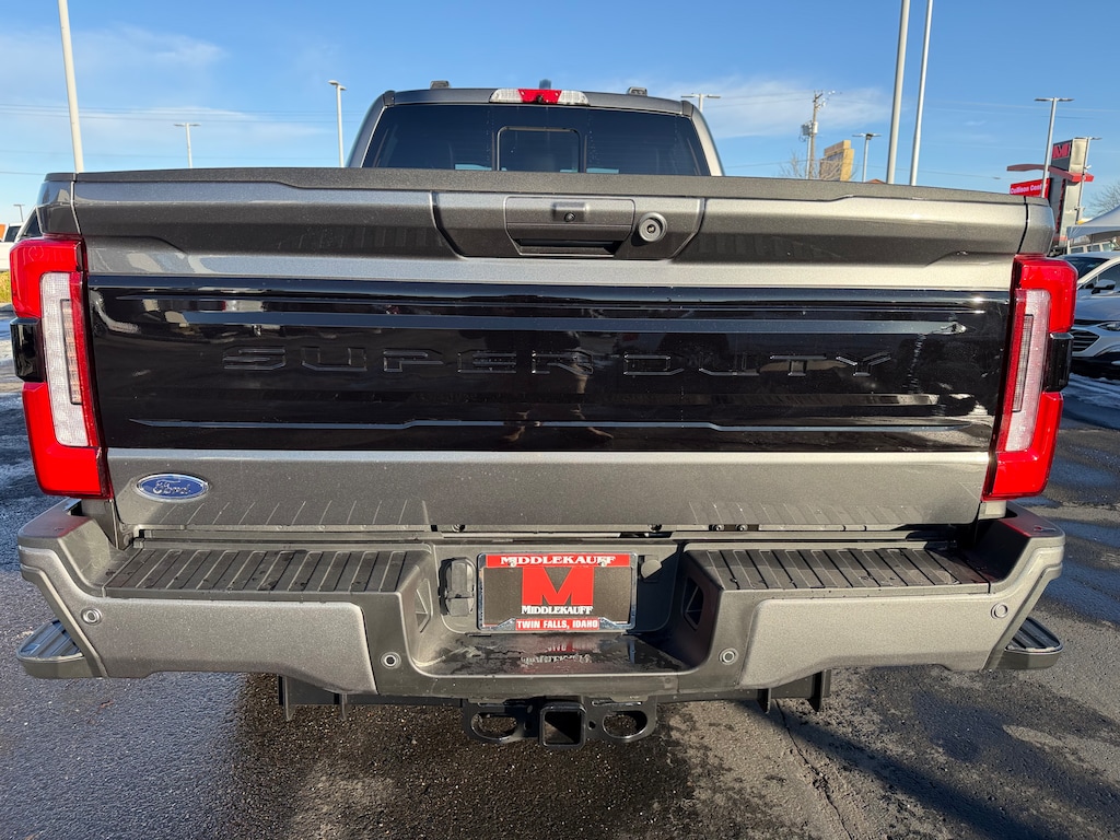 New 2026 Ford Super Duty F-350® Platinum® TRUCK