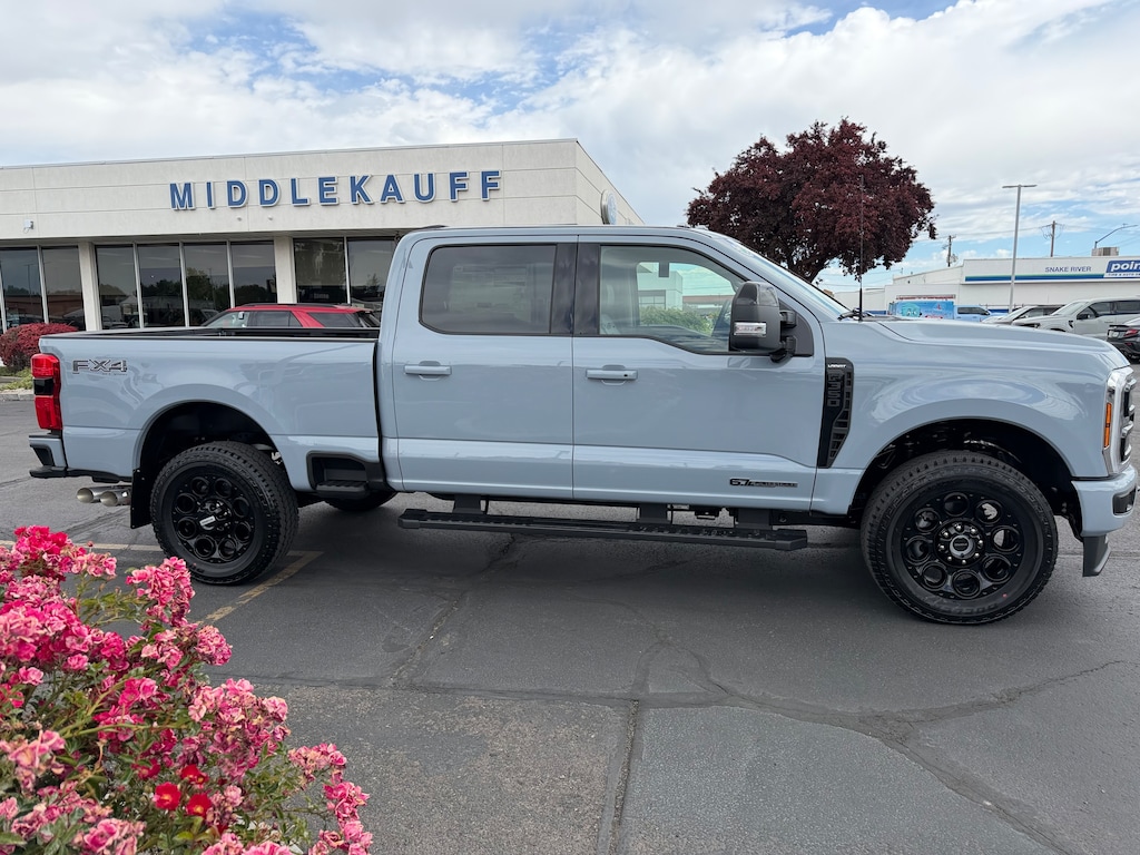 New 2026 Ford Super Duty F-350® Lariat® TRUCK