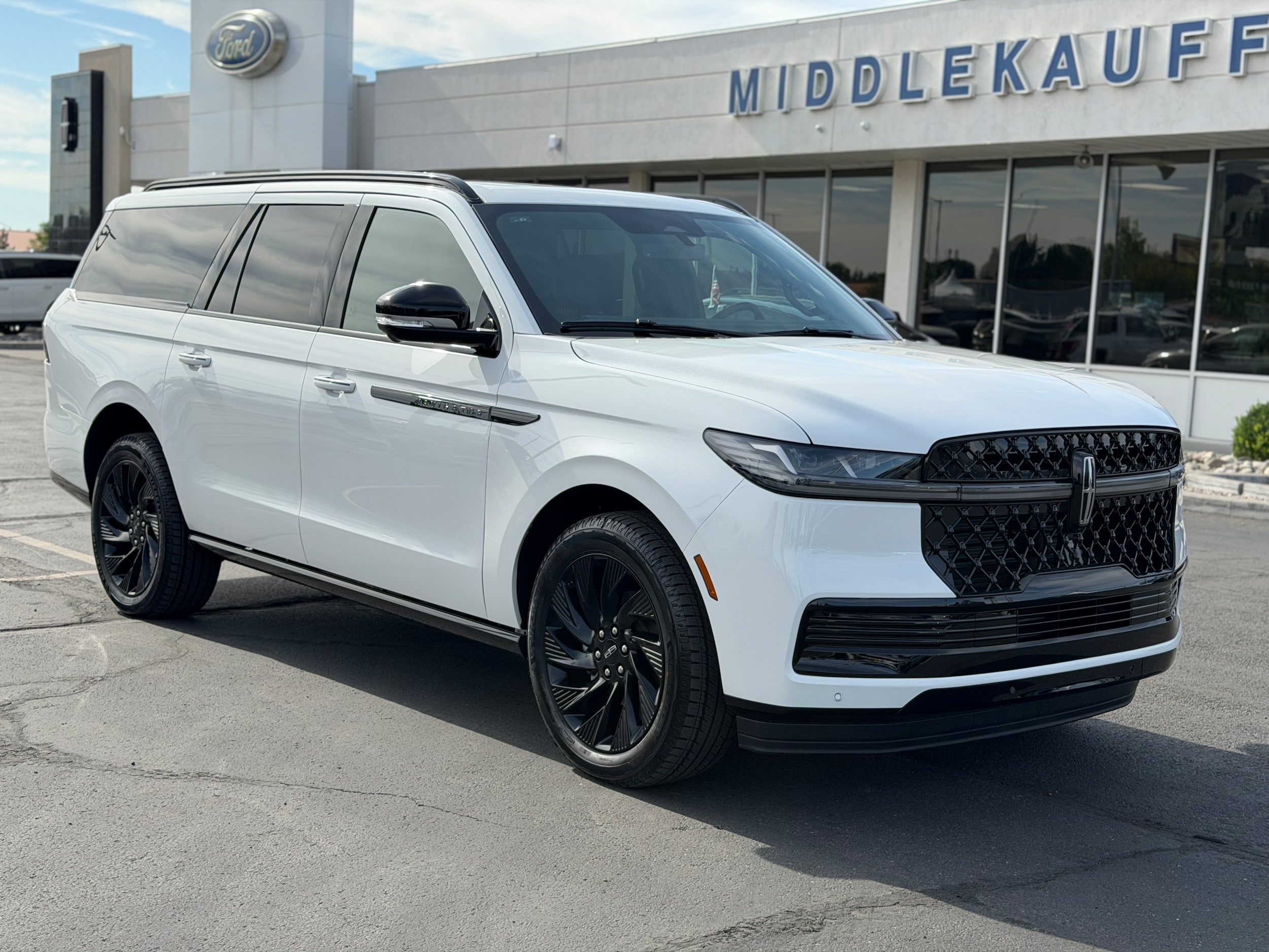 2027 Lincoln Navigator