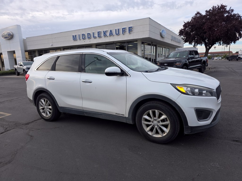 Used 2016 Kia Sorento 3.3 LX SUV