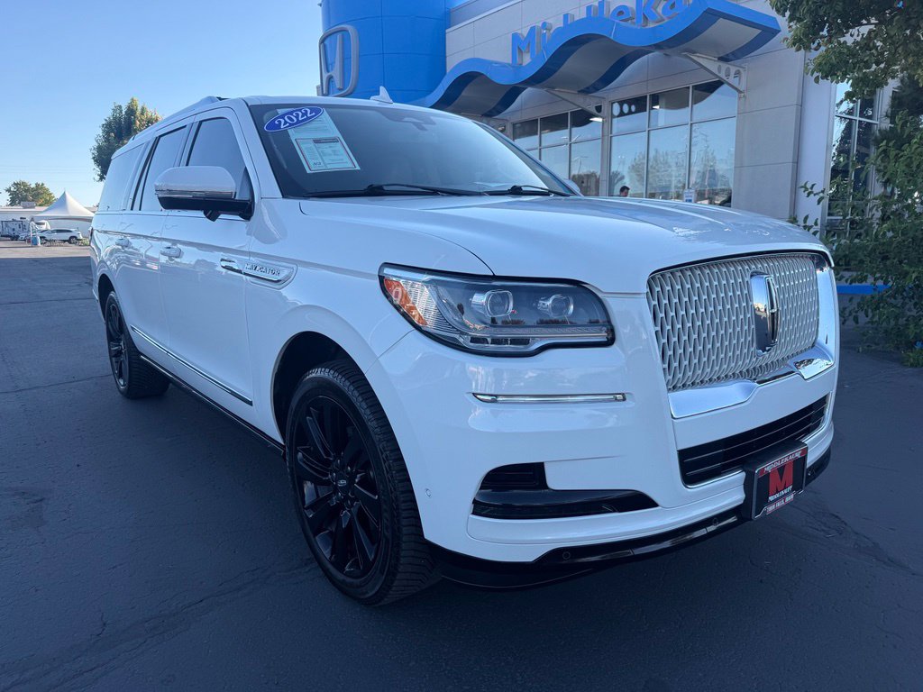 2022 Lincoln Navigator
