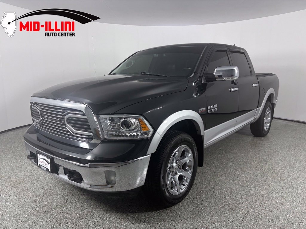 2017 RAM 1500 Pickup Laramie