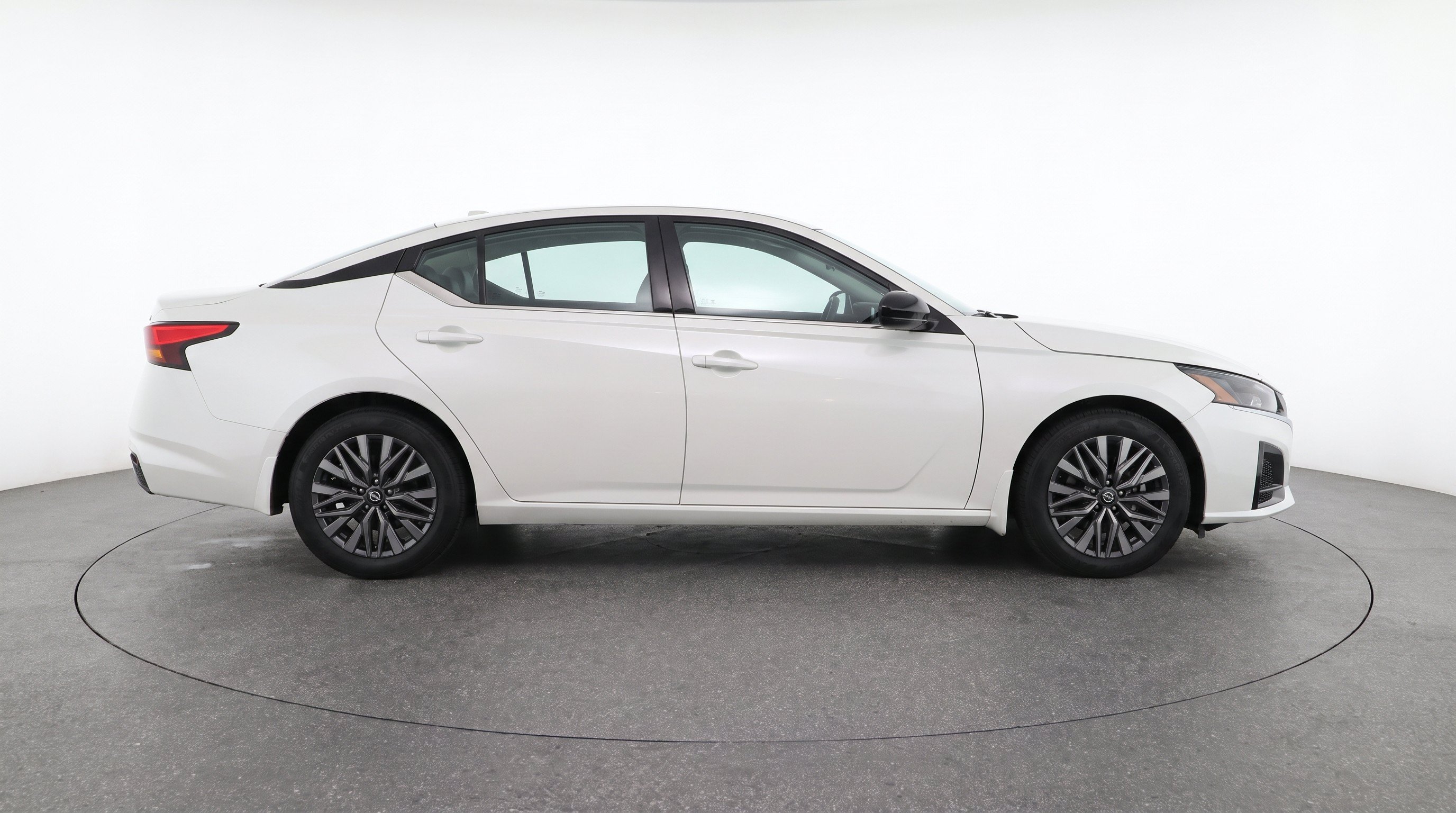 Thumbnail: 2026 Nissan Altima - 10