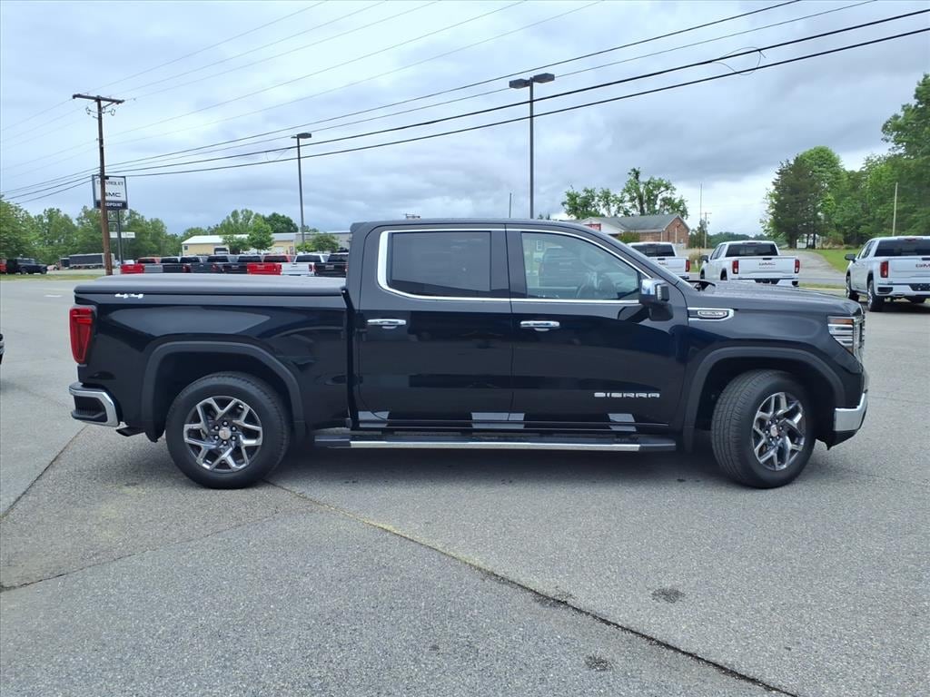 Used 2022 GMC Sierra 1500 SLT Truck