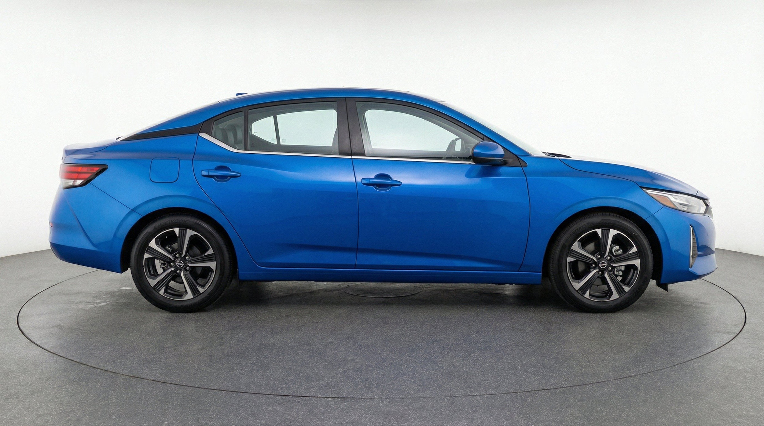 Thumbnail: 2025 Nissan Sentra - 11