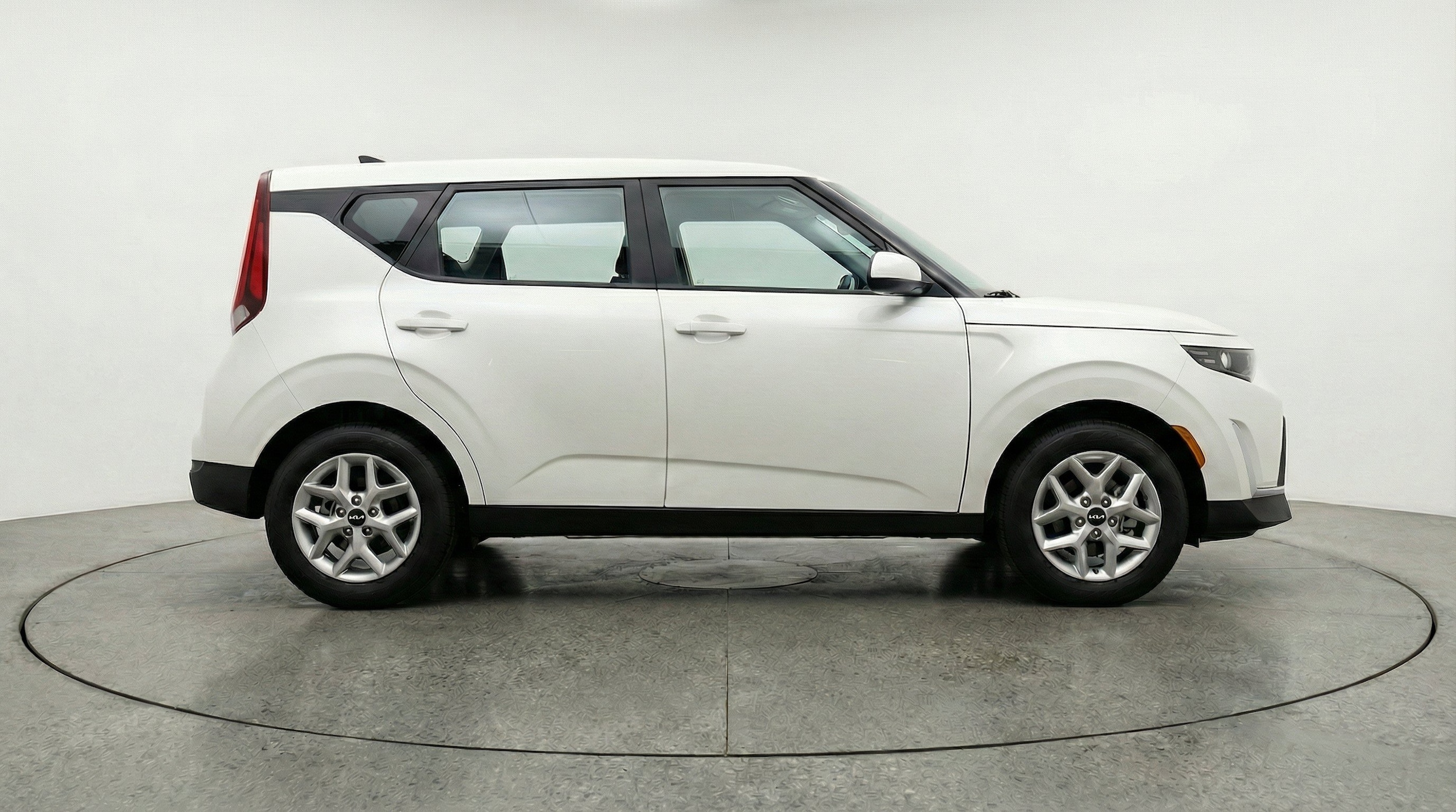 Thumbnail: 2025 Kia Soul - 10