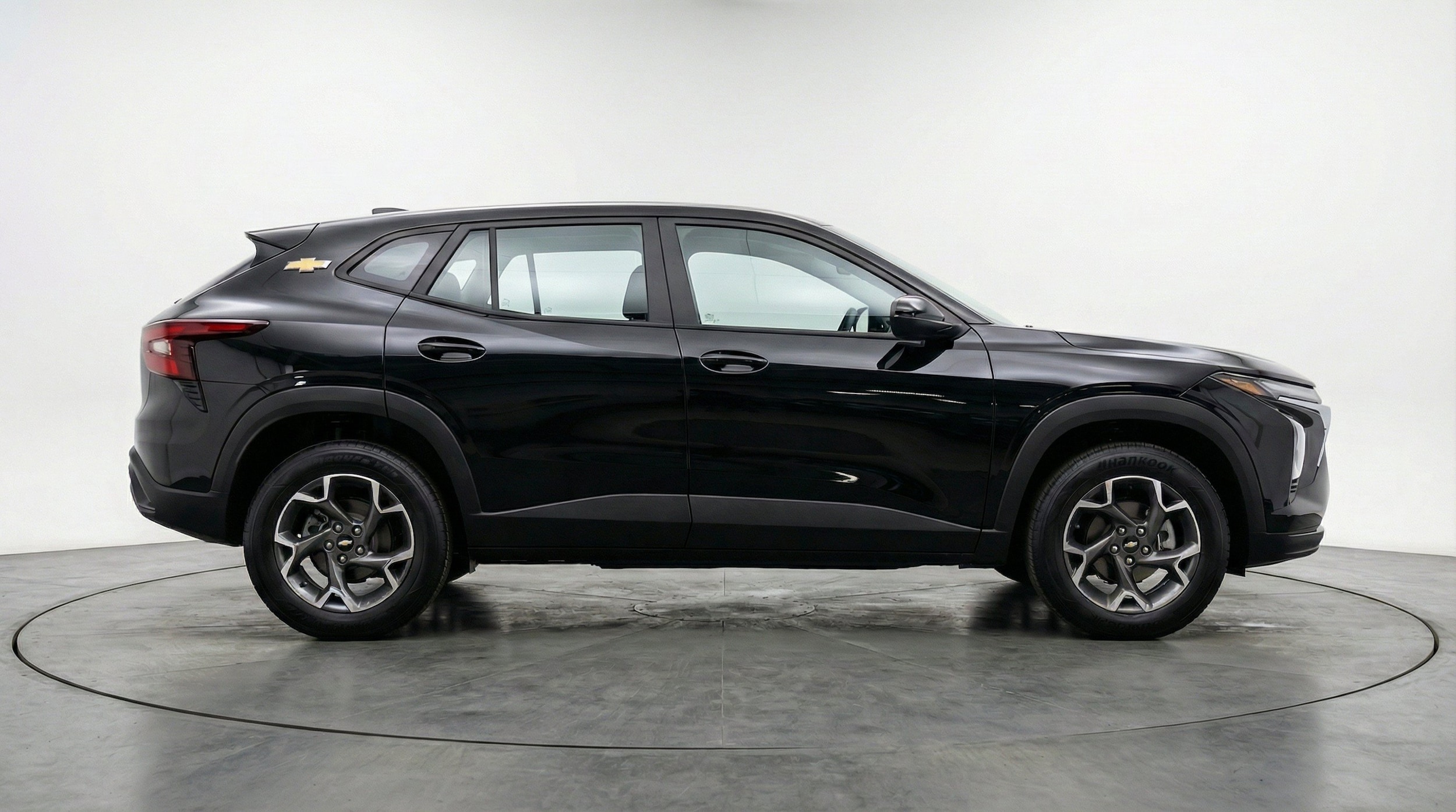 Thumbnail: 2025 Chevrolet Trax - 10