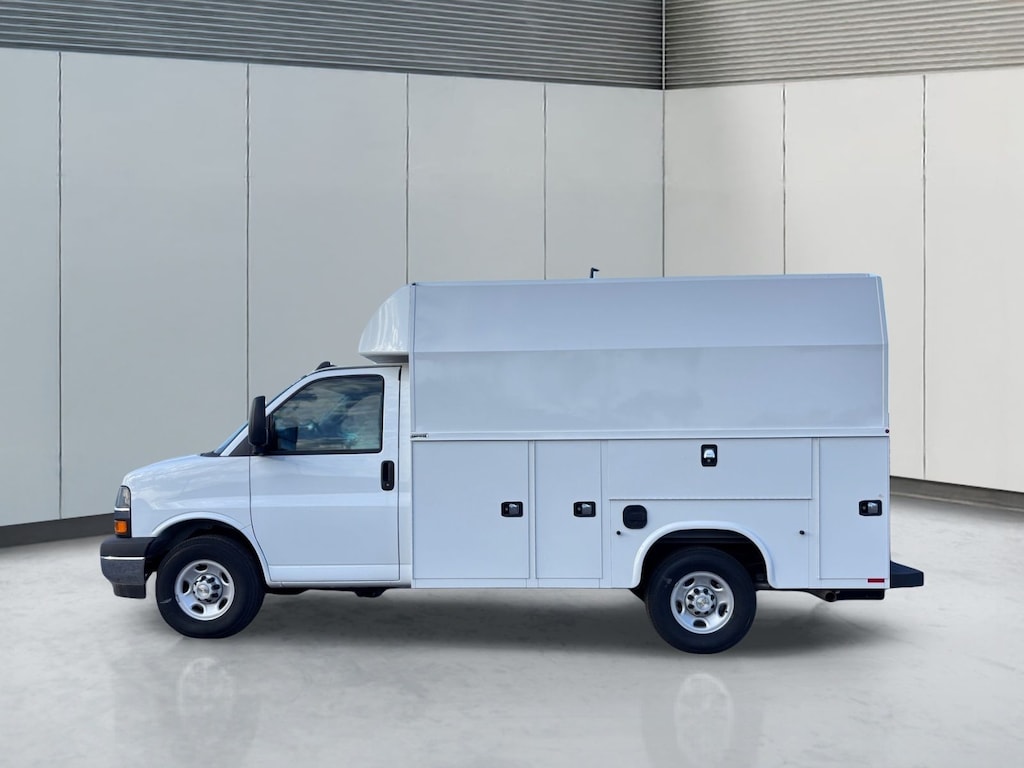 New 2025 Chevrolet Express Commercial Cutaway Specialty Vehicle