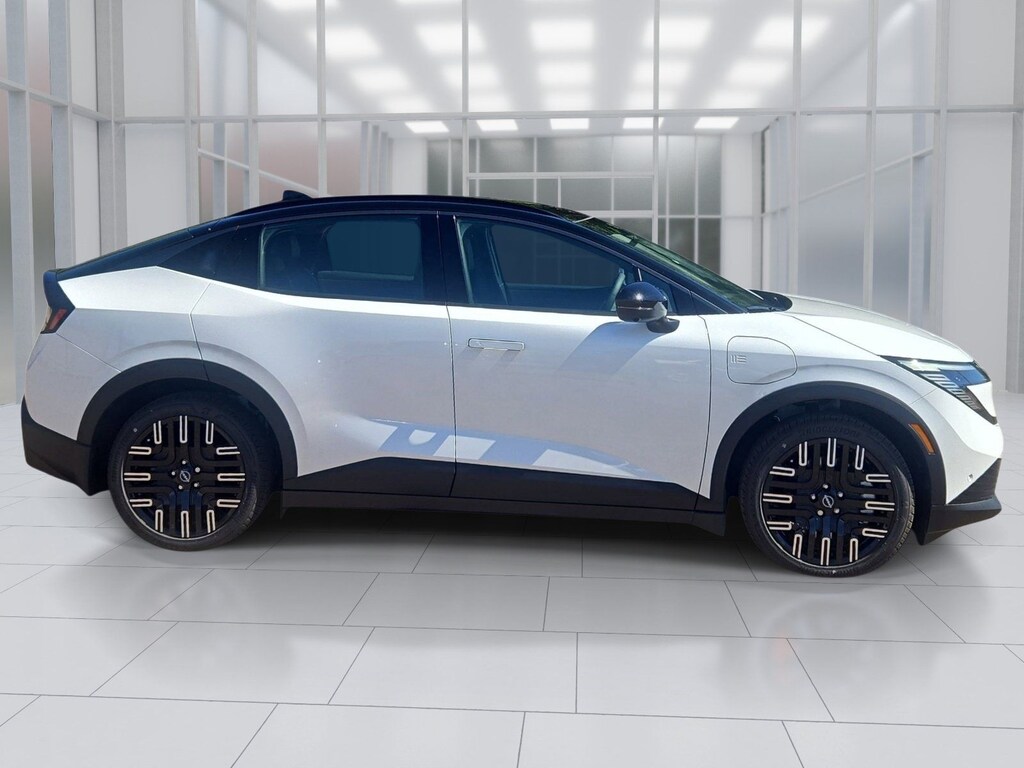 New 2026 Nissan LEAF PLATINUM+ SUV