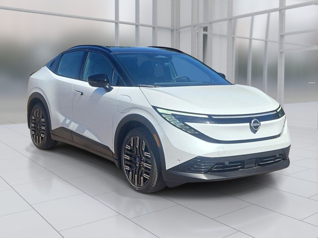 New 2026 Nissan LEAF PLATINUM+ SUV