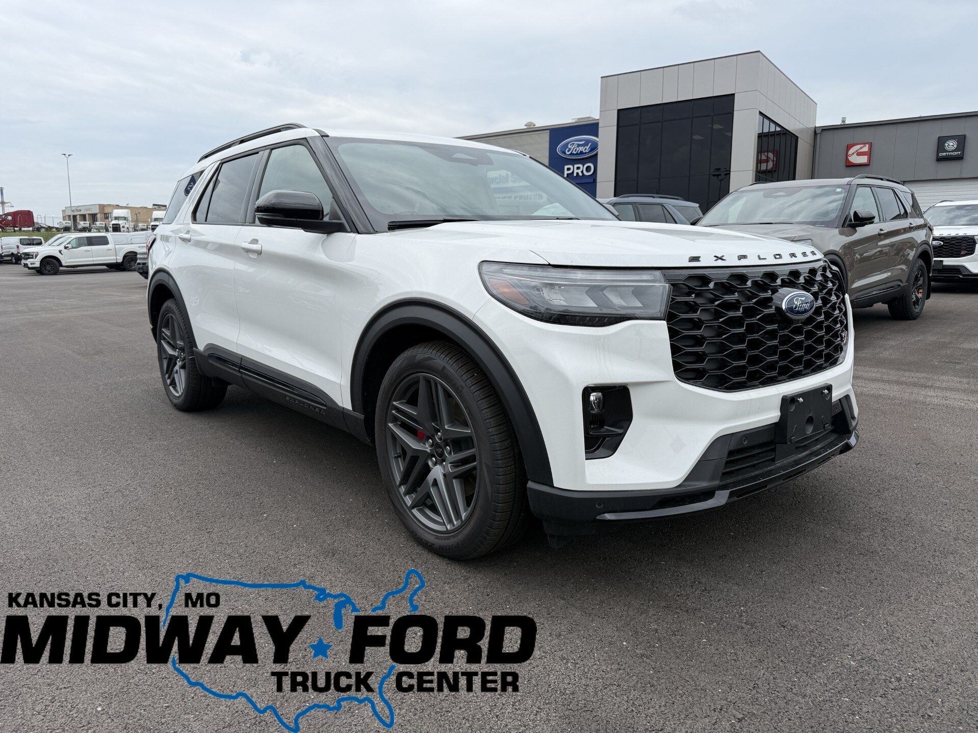  Ford Explorer 4 DR.