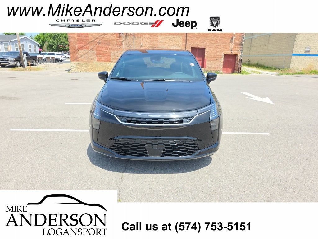 2027 Chrysler Pacifica Select