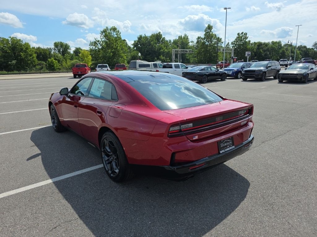 New 2027 Dodge Charger R/T PLUS 4-DOOR AWD Sedan