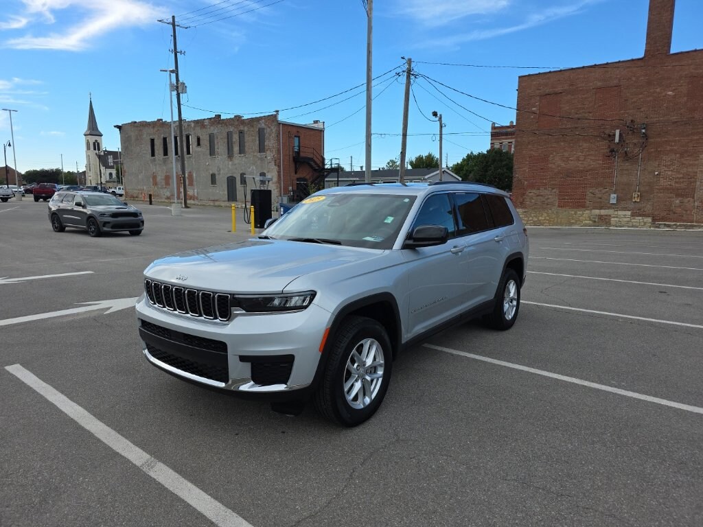 Used 2025 Jeep Grand Cherokee L Laredo SUV