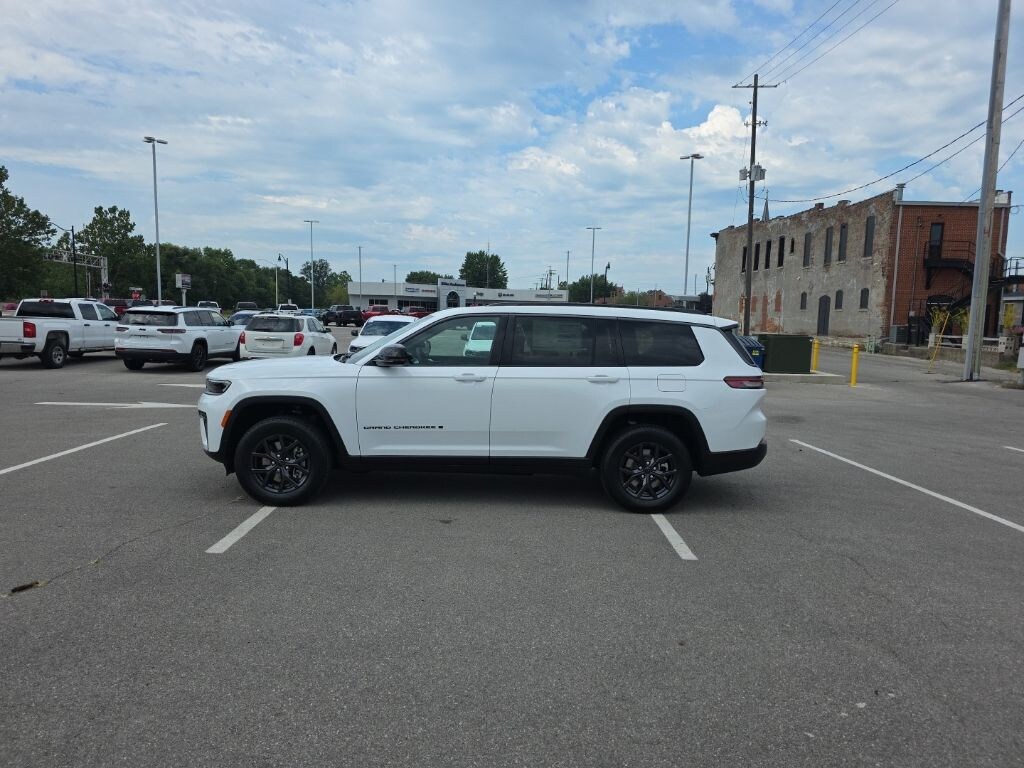 New 2027 Jeep Grand Cherokee L Laredo Altitude Sport Utility