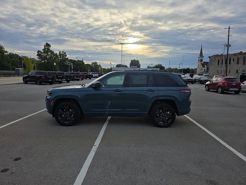 New 2027 Jeep Grand Cherokee LIMITED RESERVE 4X4 Sport Utility