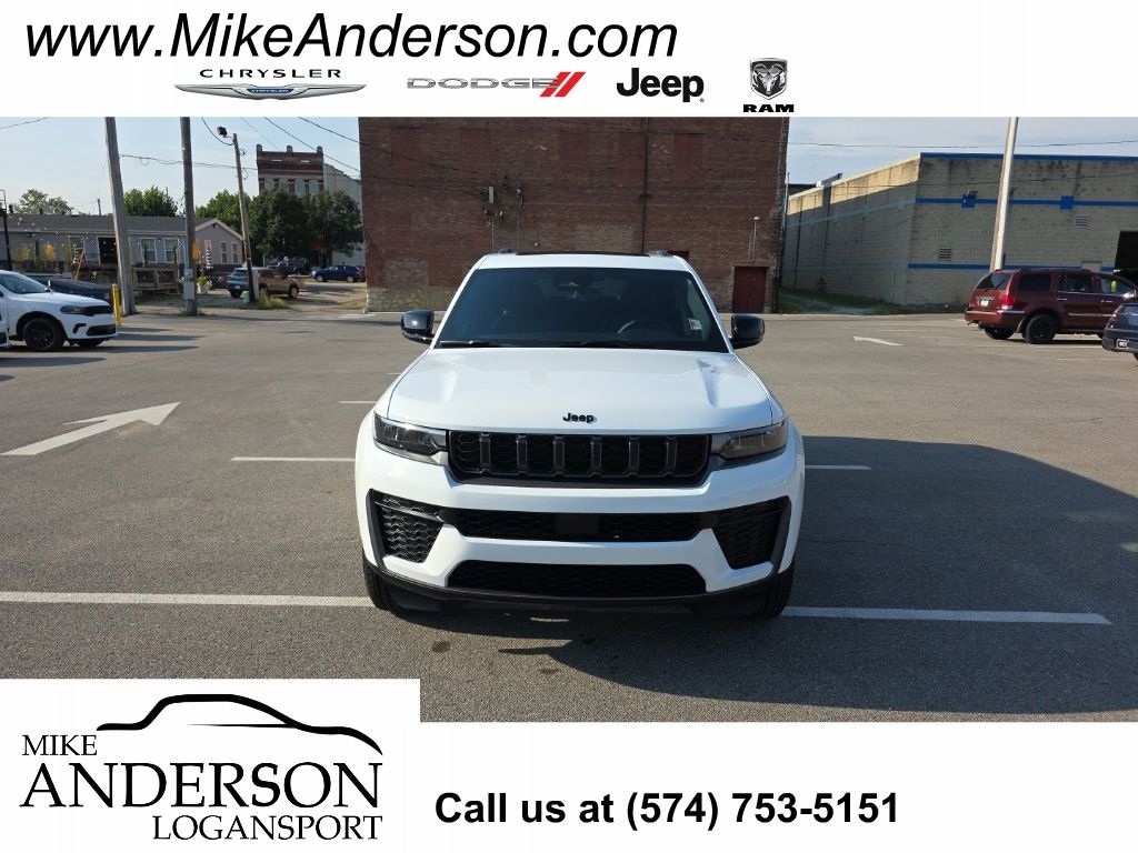 New 2027 Jeep Grand Cherokee L LAREDO ALTITUDE 4X4 Sport Utility