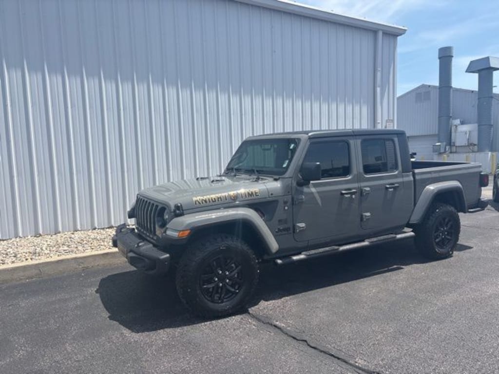 Used 2023 Jeep Gladiator Sport S Truck