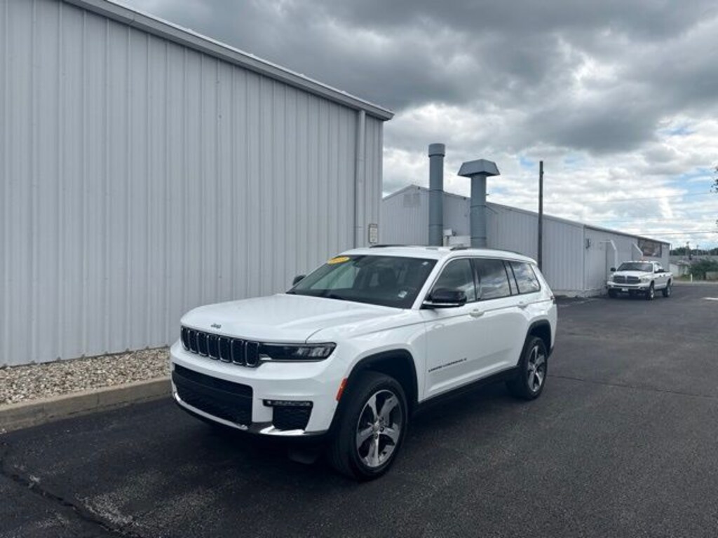 Used 2023 Jeep Grand Cherokee Limited SUV
