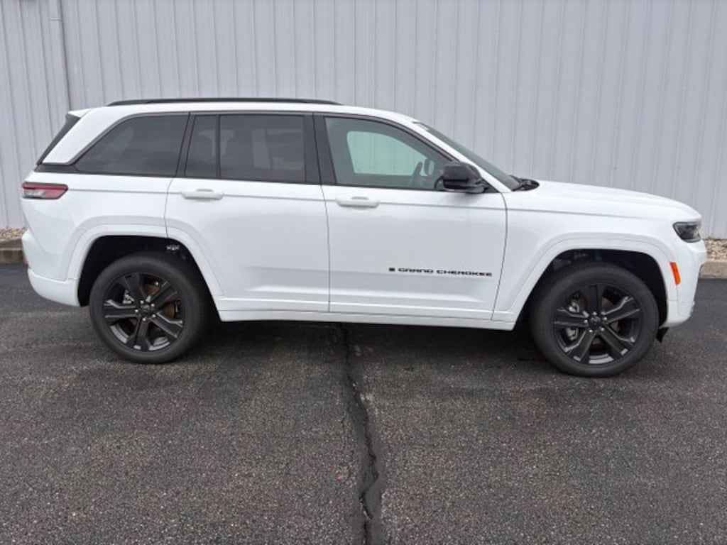 New 2027 Jeep Grand Cherokee Limited Reserve Sport Utility