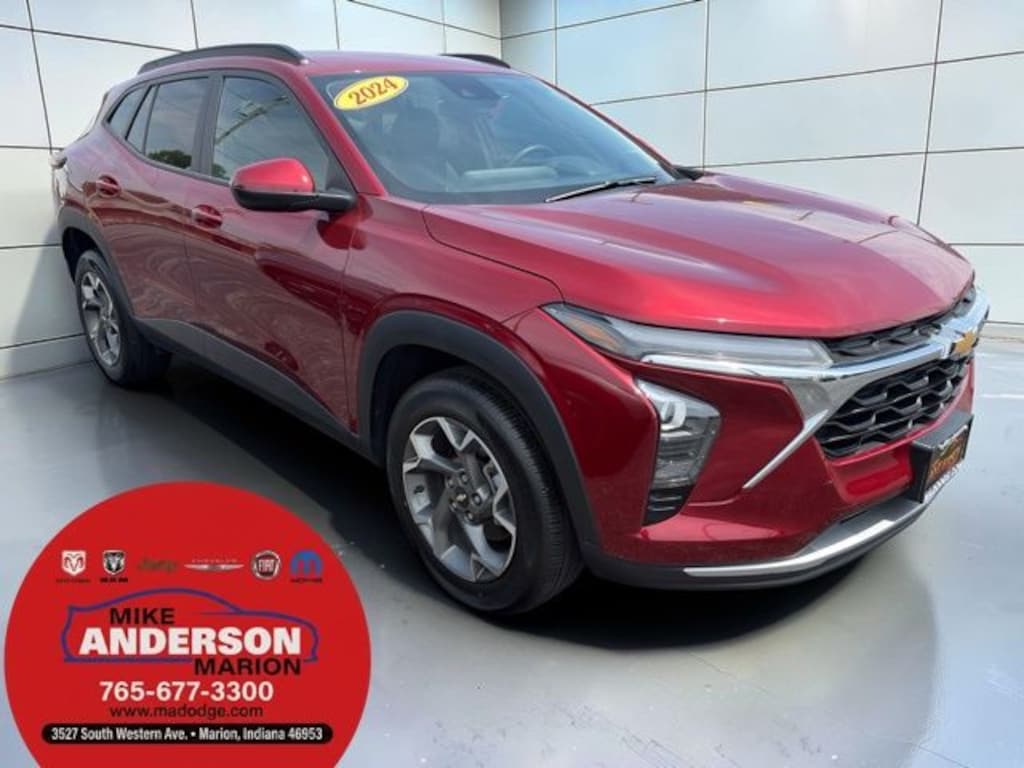 Used 2025 Chevrolet Trax LT SUV