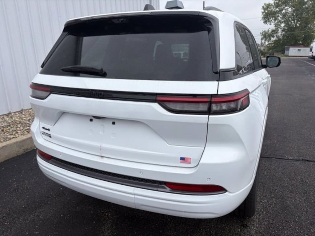 New 2027 Jeep Grand Cherokee Limited Reserve Sport Utility