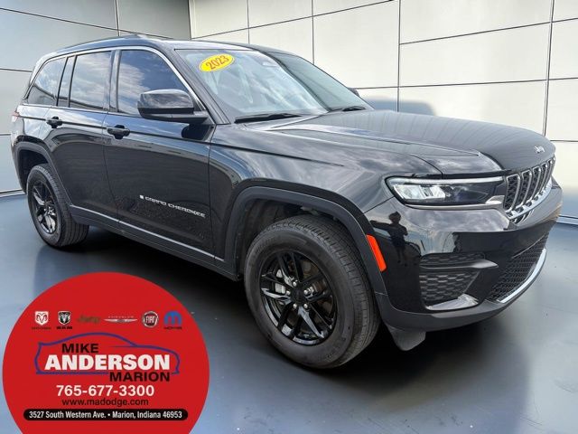 2023 Jeep Grand Cherokee Laredo