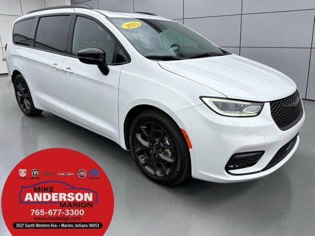 2025 Chrysler Pacifica